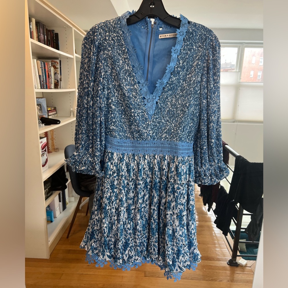 Alice + Olivia Blue Floral Mini Dress
